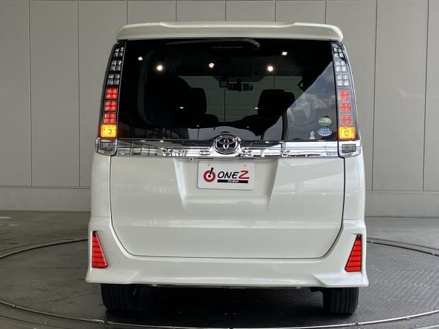 VOXY 4WD