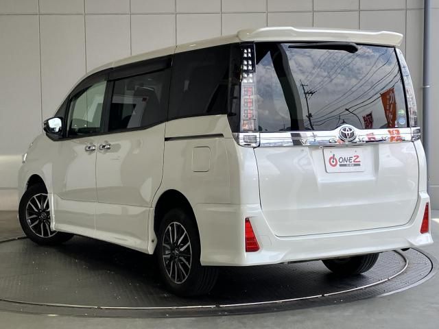 VOXY 4WD