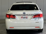 CROWN sedan hybrid