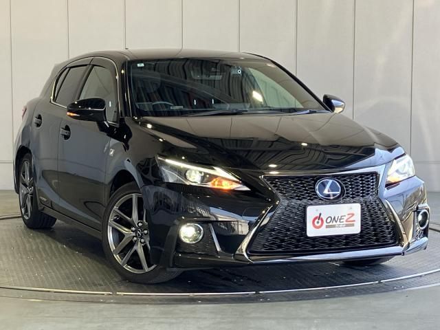 LEXUS CT200h