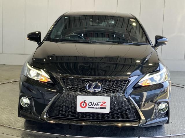 LEXUS CT200h