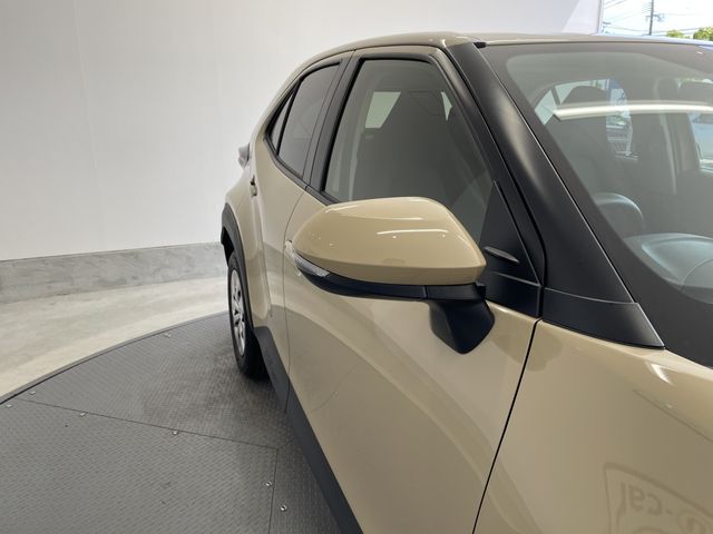 YARIS CROSS HYBRID
