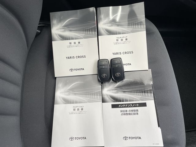 YARIS CROSS HYBRID