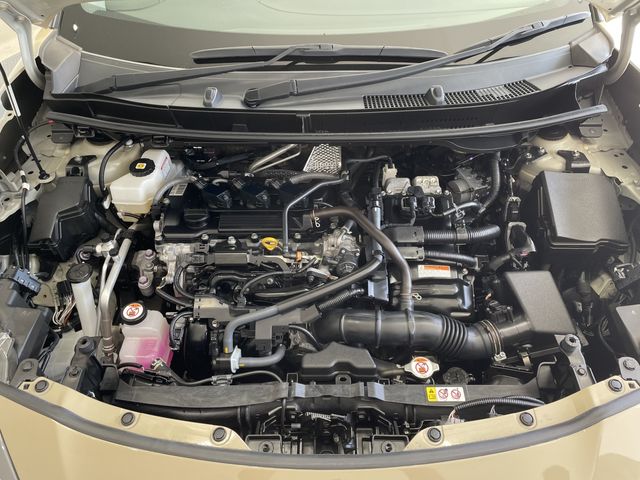 YARIS CROSS HYBRID