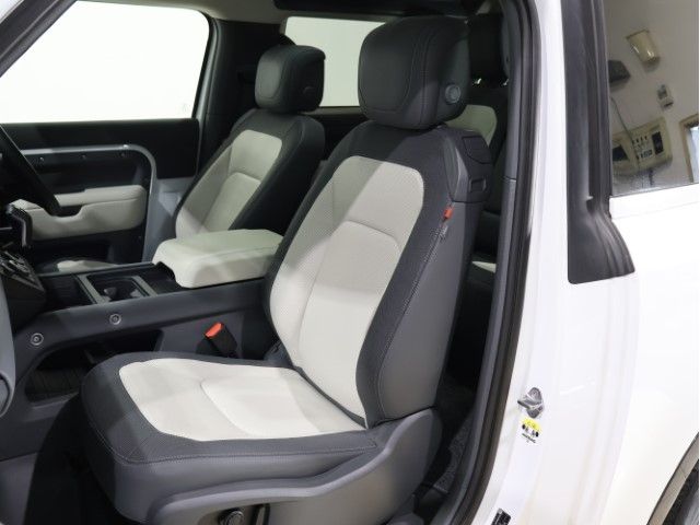 ROVER DEFENDER