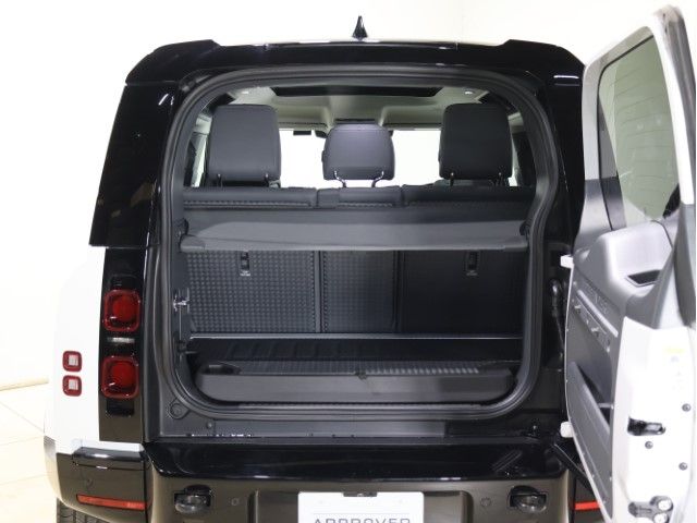 ROVER DEFENDER