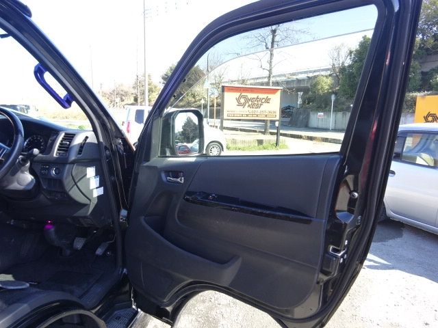 HIACE van 2WD