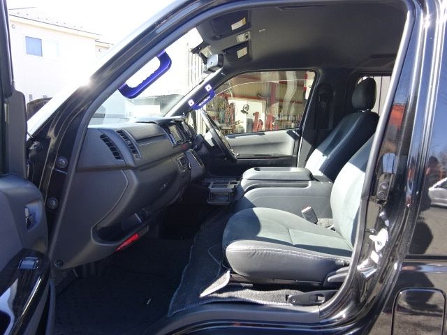HIACE van 2WD