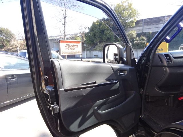 HIACE van 2WD