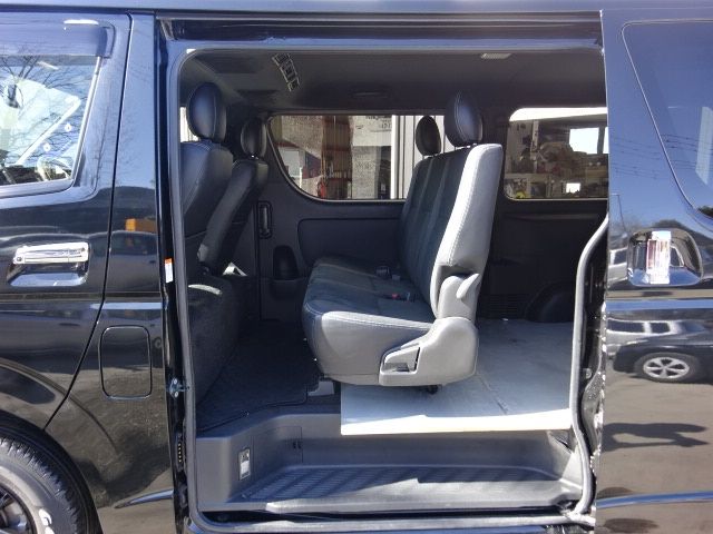 HIACE van 2WD