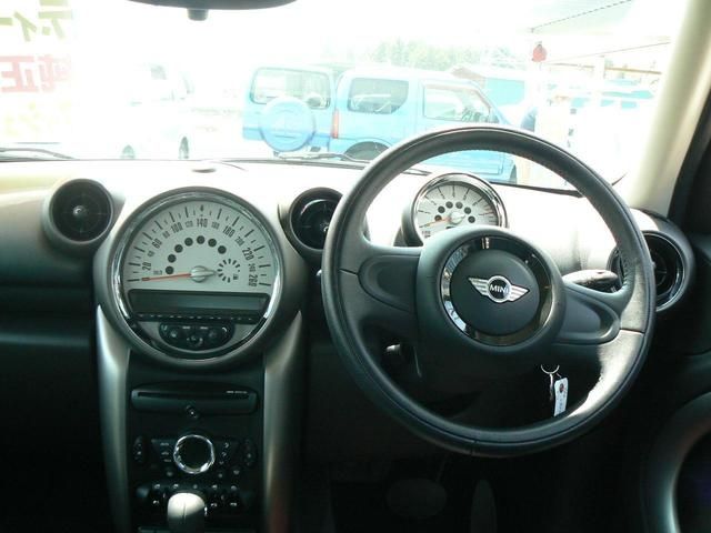 BMW MINI COOPER CROSSOVER