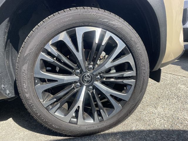 YARIS CROSS HYBRID