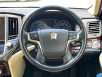 CROWN sedan hybrid