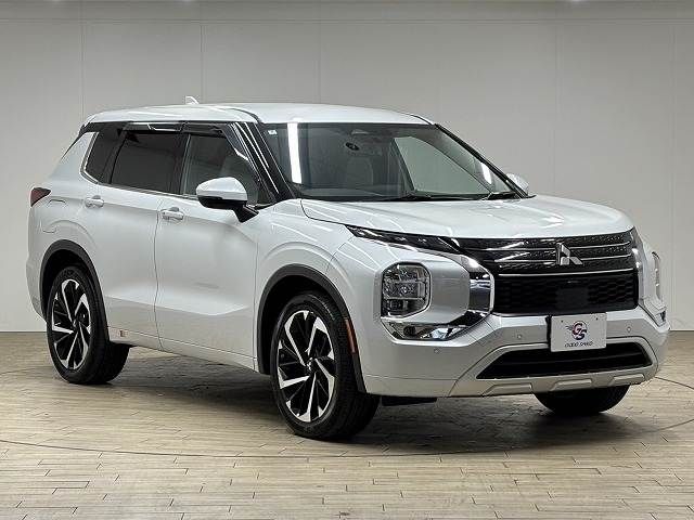 OUTLANDER PHEV