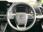 VOXY HYBRID