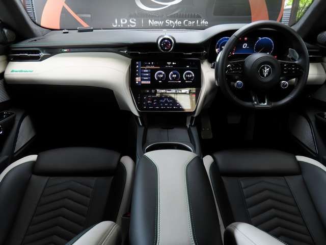 MASERATI GRANTURISMO