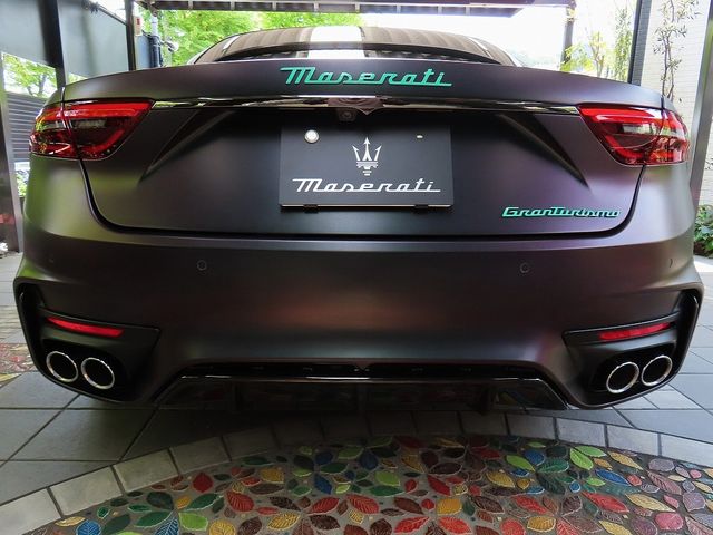 MASERATI GRANTURISMO