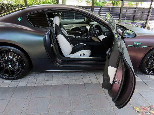 MASERATI GRANTURISMO