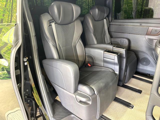 ALPHARD hybrid