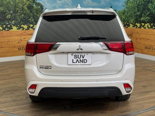 OUTLANDER PHEV