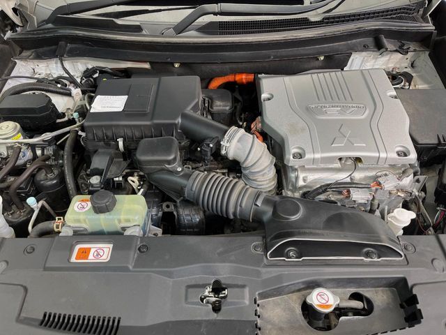OUTLANDER PHEV