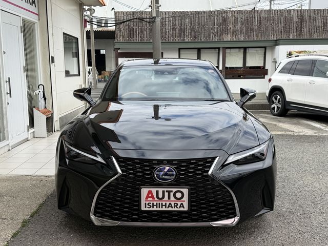 LEXUS IS300h