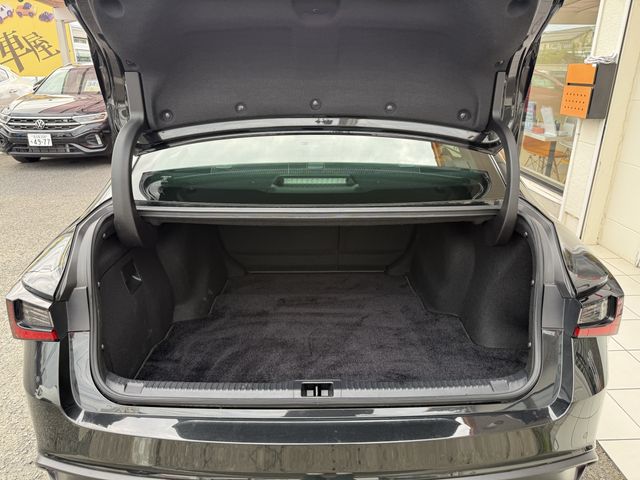 LEXUS IS300h
