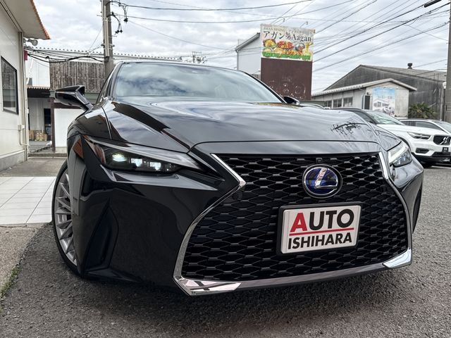 LEXUS IS300h