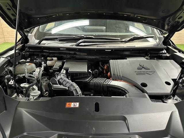 OUTLANDER PHEV