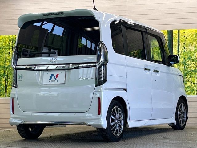 N BOX CUSTOM