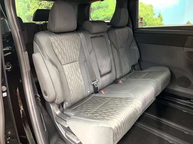 ALPHARD hybrid