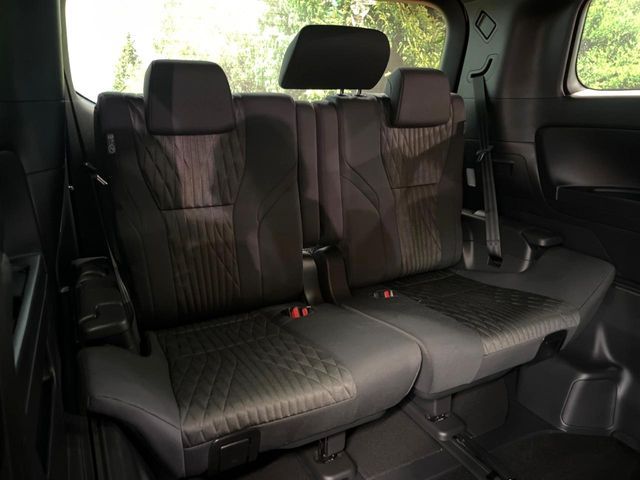 ALPHARD hybrid