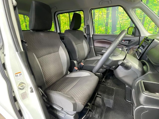 DELICA D:2 CUSTOM 2WD