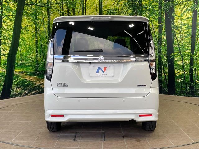 DELICA D:2 CUSTOM 2WD