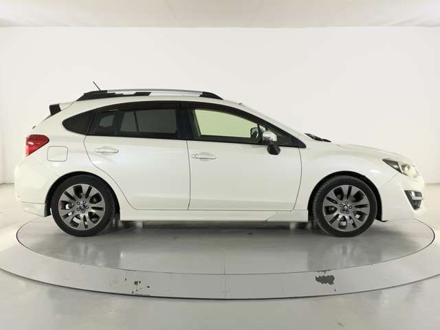 IMPREZA SPORT 4WD