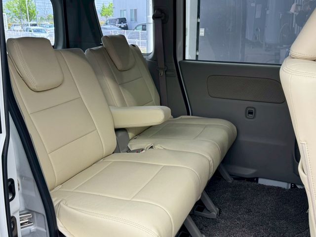 NV100 CLIPPER RIO 4WD