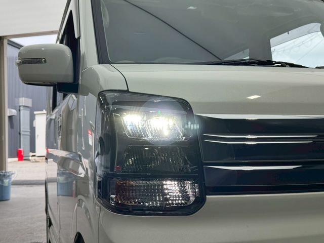NV100 CLIPPER RIO 4WD