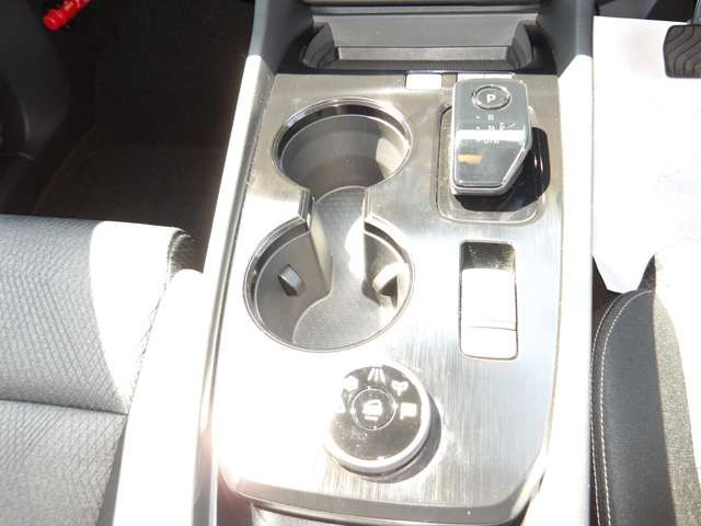 X-TRAIL HYBRID 4WD