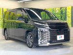 VOXY HYBRID
