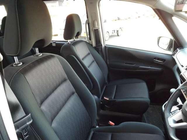 SERENA  S-HYBRID 4WD