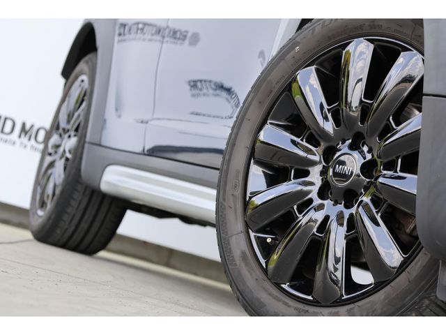 BMW MINI COOPER D CROSSOVER