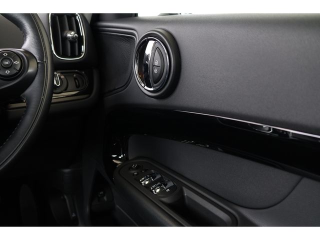 BMW MINI COOPER D CROSSOVER