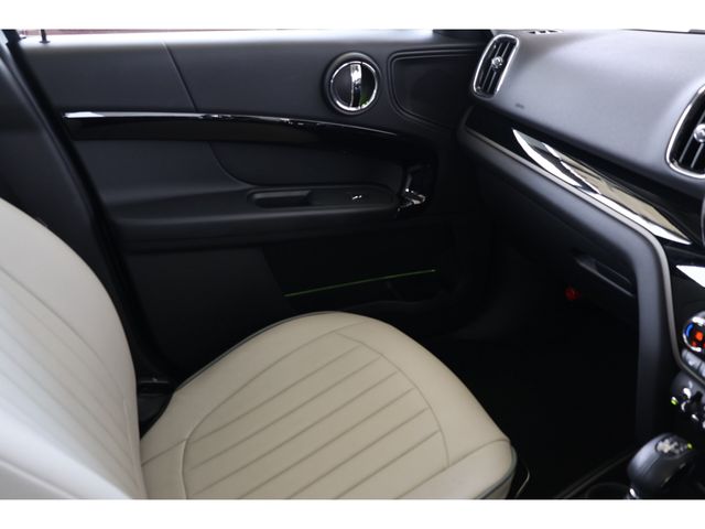 BMW MINI COOPER D CROSSOVER