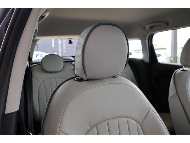 BMW MINI COOPER D CROSSOVER
