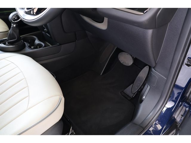 BMW MINI COOPER D CROSSOVER