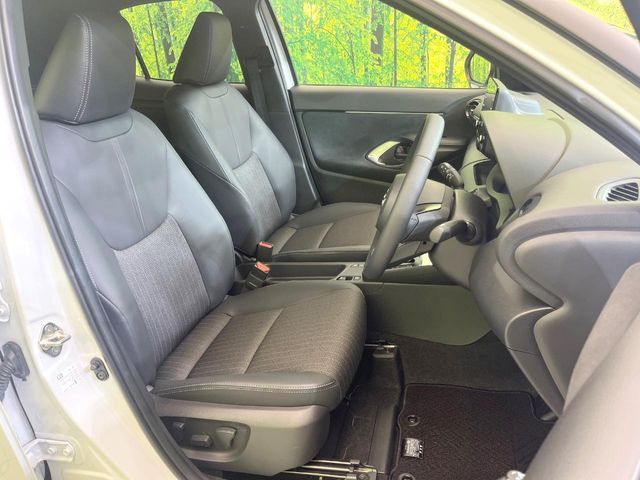 YARIS CROSS HYBRID