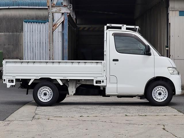 LITEACE truck 2WD