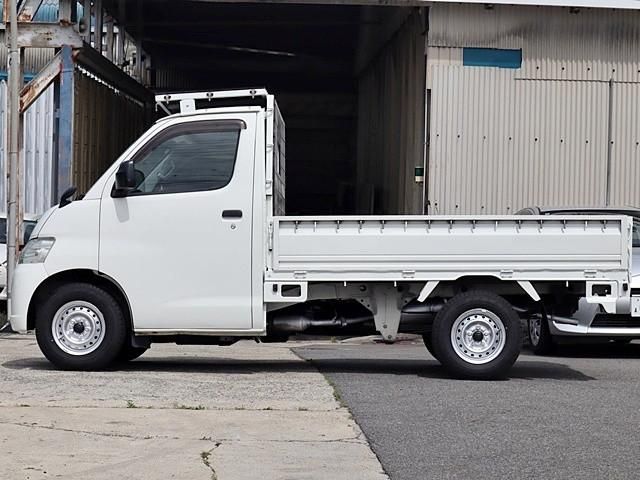LITEACE truck 2WD