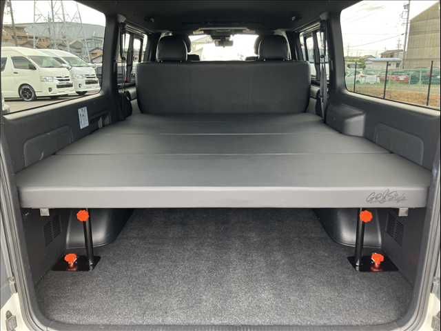HIACE van 2WD