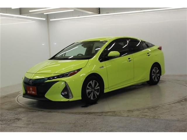 PRIUS PHV